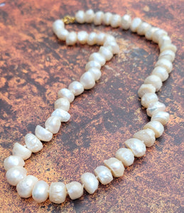 Thorn Pearl Necklace