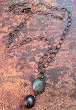Load image into Gallery viewer, Peacock Pearl Labradorite Chain Necklace