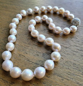 Classic Baroque Pearl Necklace