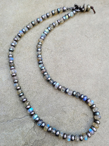 Glowing Labradorite Pearl Necklace