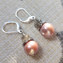 Load image into Gallery viewer, Pink Baroque Pearl and Labradorite Earrings